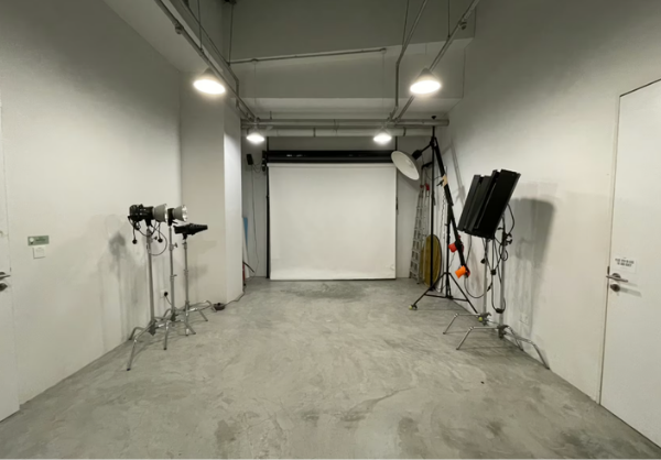 Portrait Studio Rental